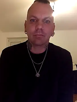 Premium-Jogurt online show from November 19, 2025, 5:13 pm