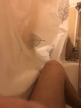 Snapshot of axvvgchx chatting on March 8, 2026, 3:27 pm axvvgchx online show from March 8, 2026, 3:27 pm