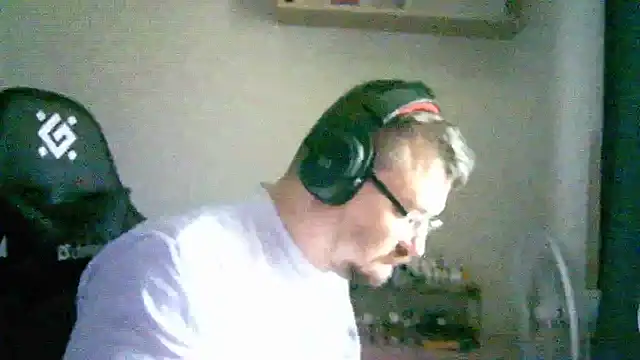 SirAbuser online show from September 17, 2025, 5:53 am