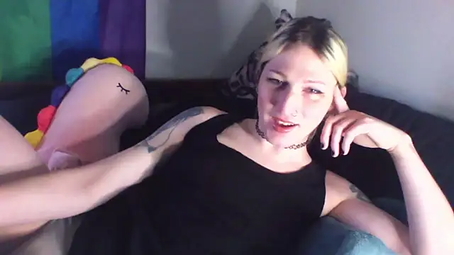 AthenaAphrodisia online show from February 20, 2026, 6:41 pm