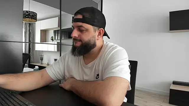 DravenPeak online show from November 6, 2025, 10:49 am