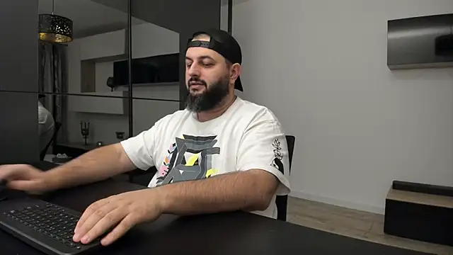 DravenPeak online show from November 27, 2025, 8:33 pm