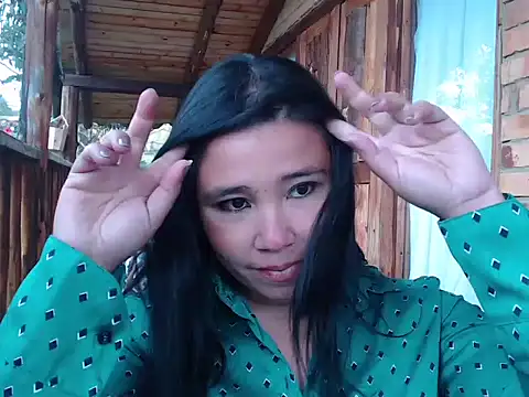 Snapshot of magiadeisis chatting on October 4, 2025, 12:14 pm magiadeisis online show from October 4, 2025, 12:14 pm