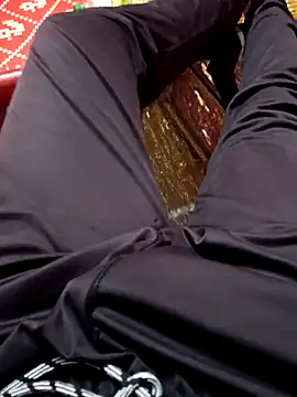 dolphiinn online show from November 8, 2025, 1:44 pm