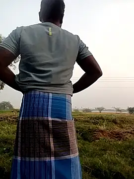 dolphiinn online show from February 9, 2026, 1:31 am