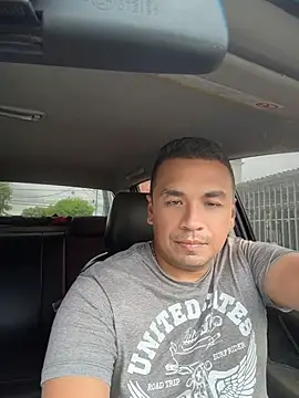 JuanStrong639 online show from April 17, 2026, 6:22 pm