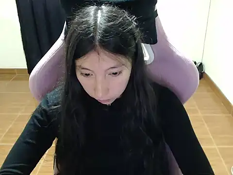 ScarlettShirahoshi online show from September 25, 2025, 6:11 pm