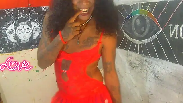 Snapshot of dariana_fire chatting on October 13, 2025, 5:24 pm dariana fire online show from October 13, 2025, 5:24 pm