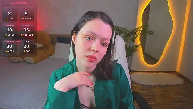 Snapshot of Lunar_Lily chatting on March 13, 2026, 5:36 am Lunar Lily online show from March 13, 2026, 5:36 am