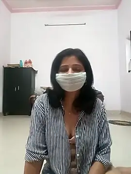 BITEXBABYlove online show from October 25, 2025, 2:19 am