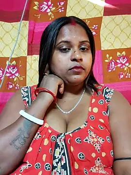 Hot-Show2 online show from February 12, 2026, 10:32 am