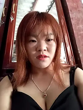 sukabae00 online show from November 7, 2025, 8:14 am