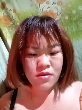 sukabae00 online show from February 13, 2026, 6:37 pm