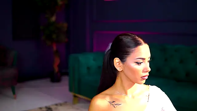 Snapshot of SiennaRuh chatting on September 20, 2025, 6:36 am SiennaRuh online show from September 20, 2025, 6:36 am