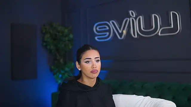 Snapshot of SiennaRuh chatting on October 11, 2025, 10:36 am SiennaRuh online show from October 11, 2025, 10:36 am