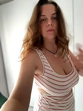 Snapshot of TenderLaGlamor chatting on September 21, 2025, 12:51 pm TenderLaGlamor online show from September 21, 2025, 12:51 pm