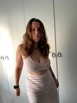 Snapshot of TenderLaGlamor chatting on October 12, 2025, 3:22 pm TenderLaGlamor online show from October 12, 2025, 3:22 pm