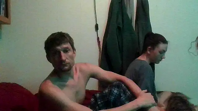 Snapshot of Littledicknick9000 chatting on November 13, 2025, 10:47 am Littledicknick9000 online show from November 13, 2025, 10:47 am