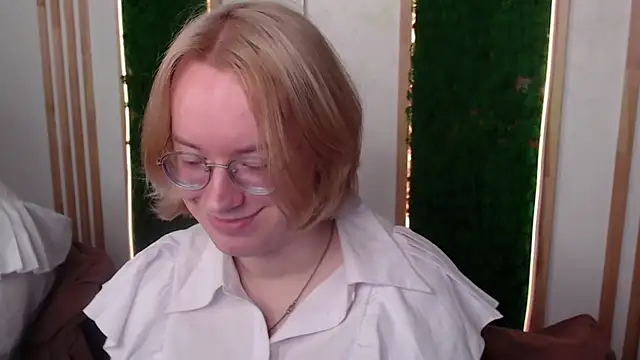 Snapshot of Amanda_Butlerr chatting on June 18, 2026, 12:09 pm Amanda Butlerr online show from June 18, 2026, 12:09 pm