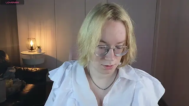Snapshot of Amanda_Butlerr chatting on June 28, 2026, 3:29 pm Amanda Butlerr online show from June 28, 2026, 3:29 pm