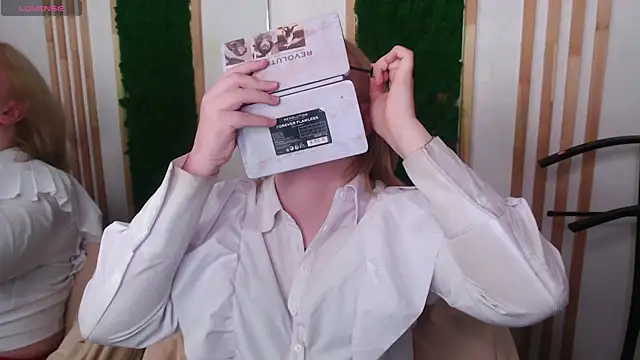 Snapshot of Amanda_Butlerr chatting on July 9, 2026, 12:09 pm Amanda Butlerr online show from July 9, 2026, 12:09 pm