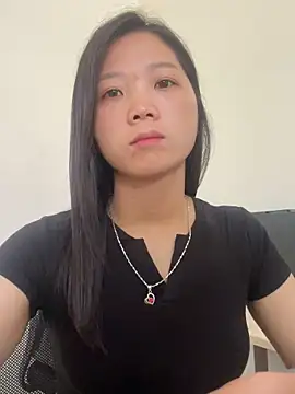 Snapshot of thaoyeuuu chatting on September 19, 2025, 2:35 am thaoyeuuu online show from September 19, 2025, 2:35 am