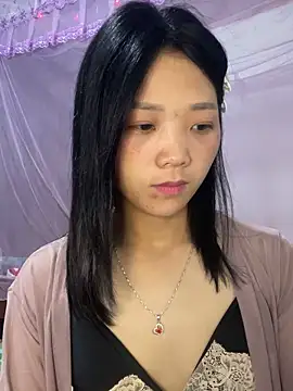 Snapshot of thaoyeuuu chatting on September 21, 2025, 12:29 pm thaoyeuuu online show from September 21, 2025, 12:29 pm