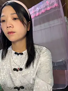 Snapshot of thaoyeuuu chatting on October 25, 2025, 3:03 am thaoyeuuu online show from October 25, 2025, 3:03 am