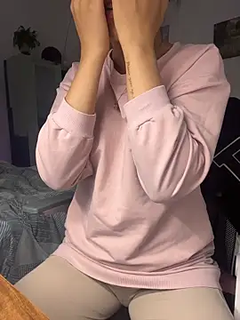 bunny b4nny online show from January 6, 2026, 9:02 am