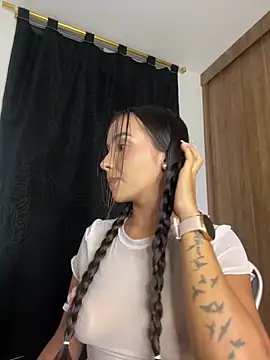 Scarlett05 online show from November 29, 2025, 1:08 am