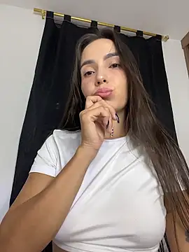 Scarlett05 online show from January 16, 2026, 12:58 am