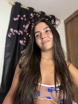 Snapshot of Scarlett05 chatting on July 16, 2026, 1:33 am Scarlett05 online show from July 16, 2026, 1:33 am