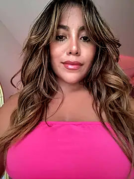 Snapshot of MegannHills chatting on September 19, 2025, 5:46 pm MegannHills online show from September 19, 2025, 5:46 pm