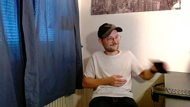 ChefDeLust online show from October 18, 2025, 3:46 pm