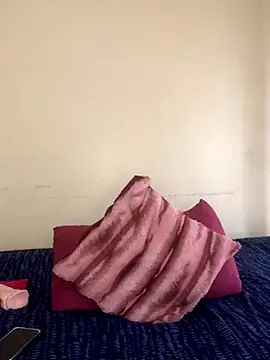 Lady-Amina online show from November 22, 2025, 1:43 pm