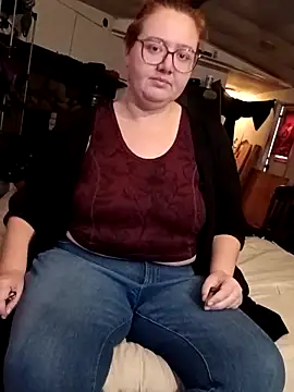 Snapshot of XEmoxkittyx chatting on February 13, 2026, 2:02 pm XEmoxkittyx online show from February 13, 2026, 2:02 pm