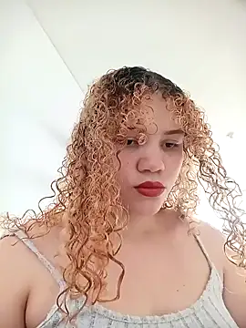 SirenRouge 69 online show from September 30, 2025, 7:30 pm