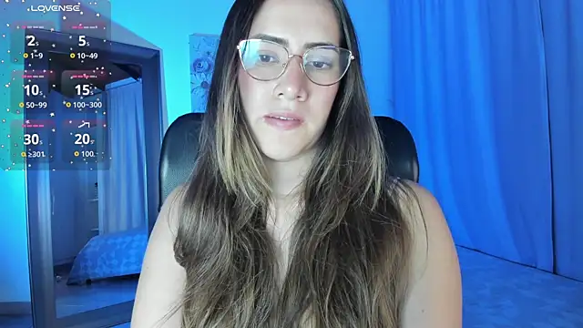 Snapshot of Valey_x chatting on October 26, 2025, 4:51 am Valey x online show from October 26, 2025, 4:51 am