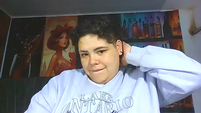 Hailey Curvy online show from June 3, 2026, 5:43 am