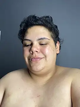 Hailey Curvy online show from July 28, 2026, 3:13 am