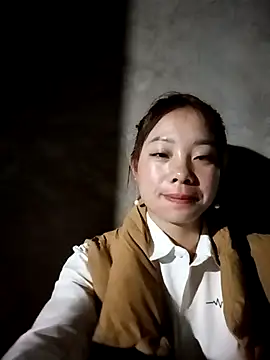 milo123-xx online show from November 13, 2025, 11:58 pm