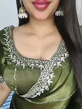 Cute merry01 online show from May 22, 2026, 3:35 am