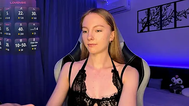 BrightAnnie online show from November 12, 2025, 3:01 pm