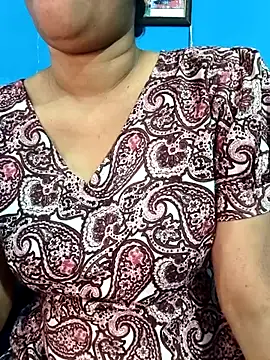 Snapshot of jaan-step chatting on April 12, 2026, 2:33 pm jaan-step online show from April 12, 2026, 2:33 pm