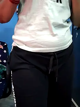 Snapshot of jaan-step chatting on April 20, 2026, 4:32 pm jaan-step online show from April 20, 2026, 4:32 pm