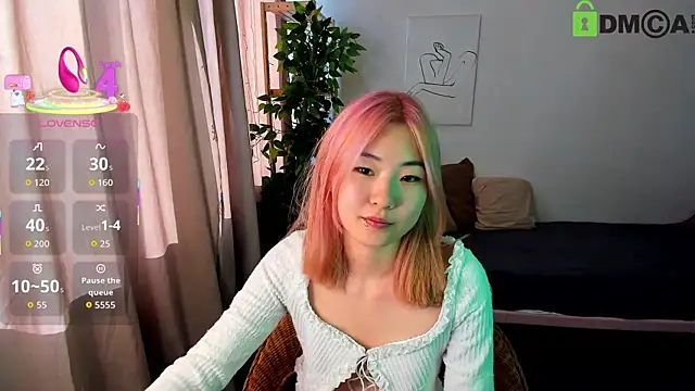 Snapshot of Aisi_18 chatting on October 14, 2025, 9:32 am Aisi 18 online show from October 14, 2025, 9:32 am