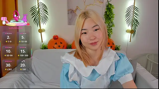 Snapshot of Aisi_18 chatting on October 28, 2025, 5:11 am Aisi 18 online show from October 28, 2025, 5:11 am