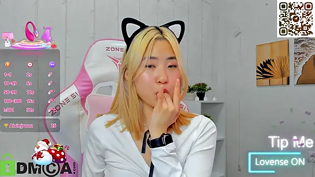 Snapshot of Aisi_18 chatting on November 5, 2025, 9:20 am Aisi 18 online show from November 5, 2025, 9:20 am