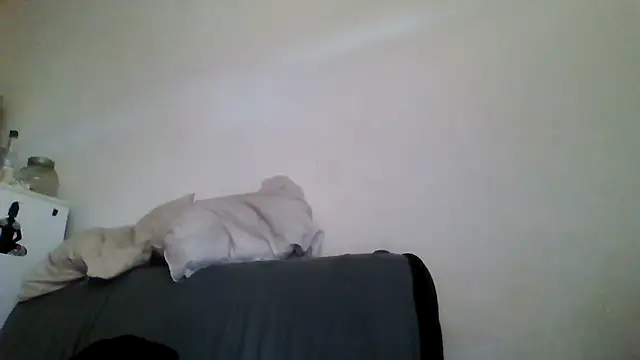 Snapshot of whatYwantMorrre chatting on November 7, 2025, 11:10 am whatYwantMorrre online show from November 7, 2025, 11:10 am