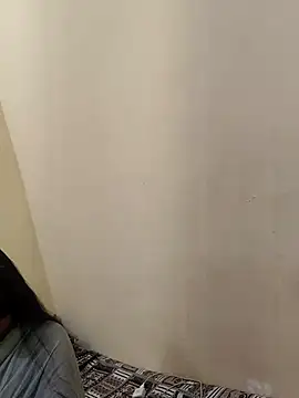 Hot modal online show from November 27, 2025, 4:53 pm